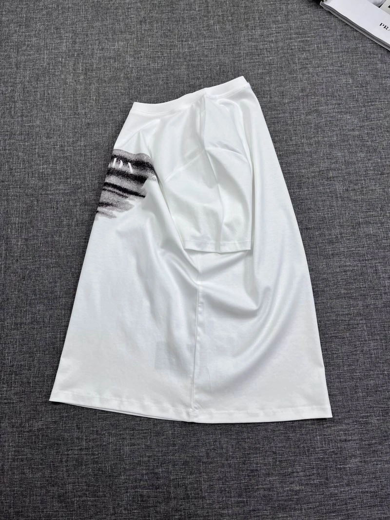 Classic Prada T-Shirts 169823