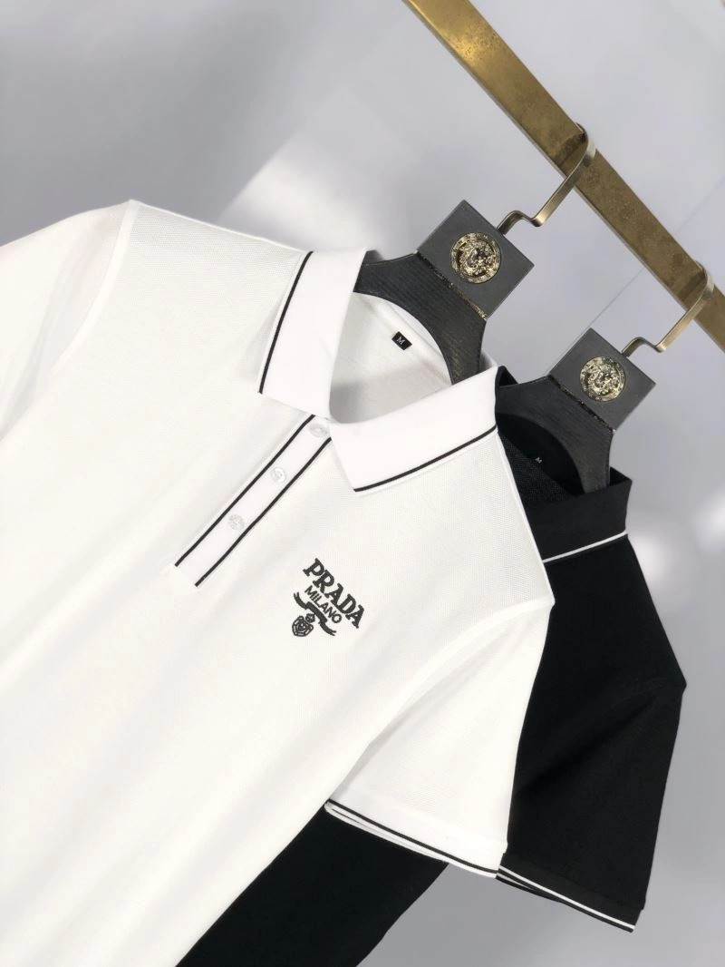 Elegant Prada T-Shirts 169819