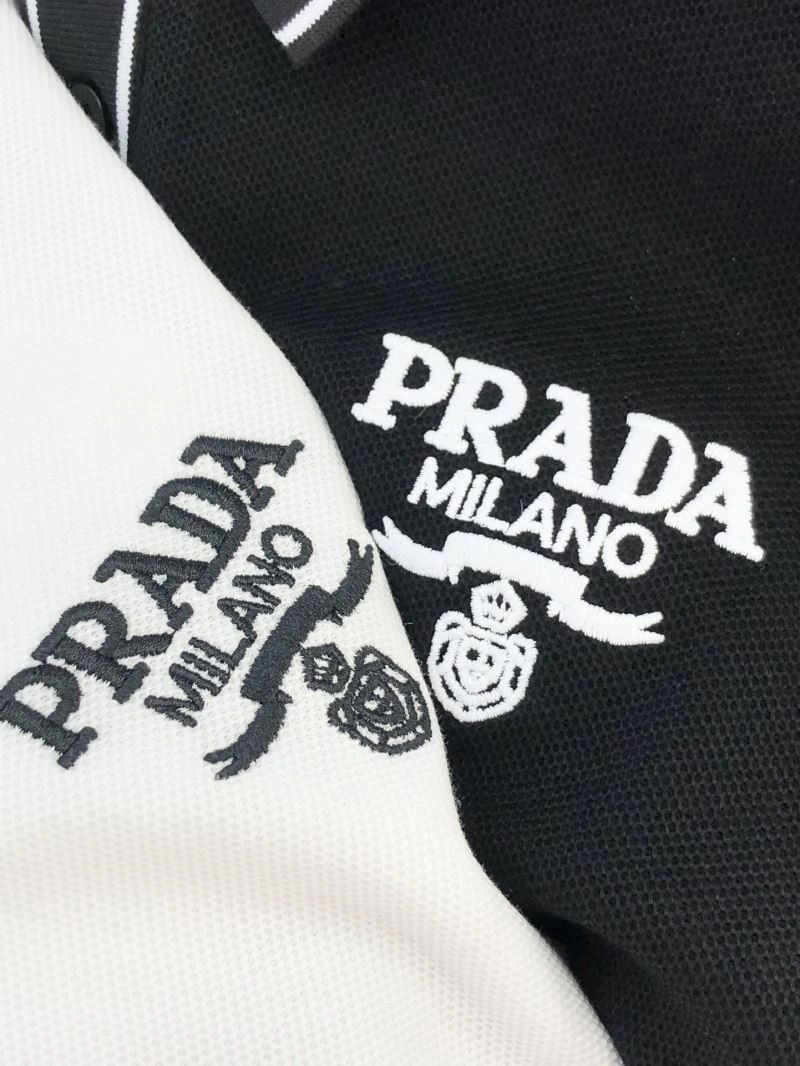 Elegant Prada T-Shirts 169819