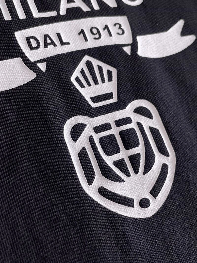 Prada T-Shirts WellDesigned 169834