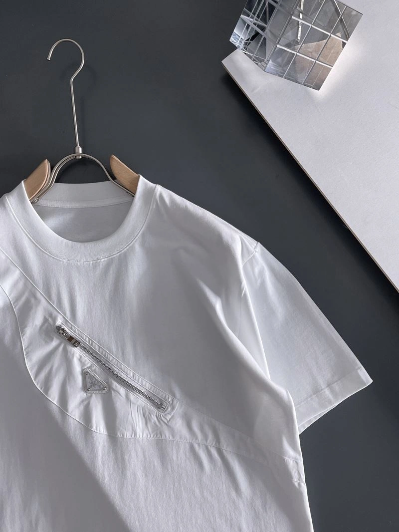 Prada T-Shirts Unisex 169808