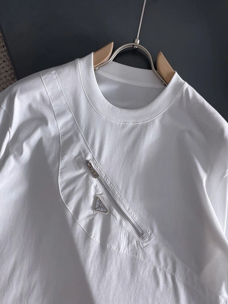 Prada T-Shirts Unisex 169808