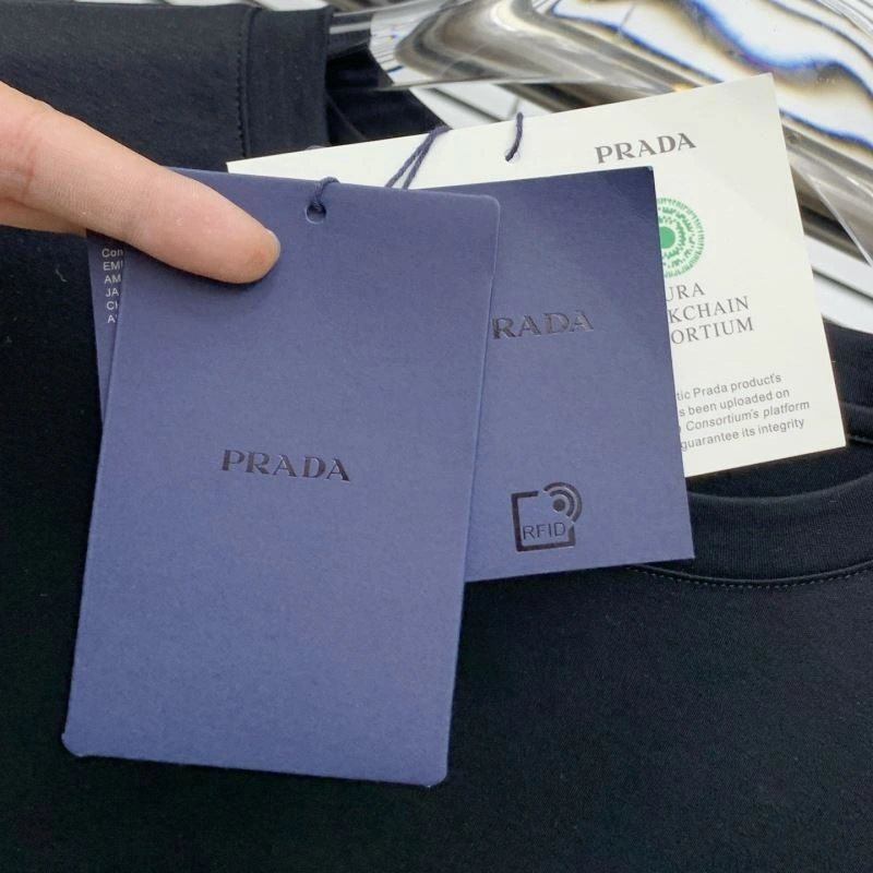 AllSeason Prada T-Shirts 169789