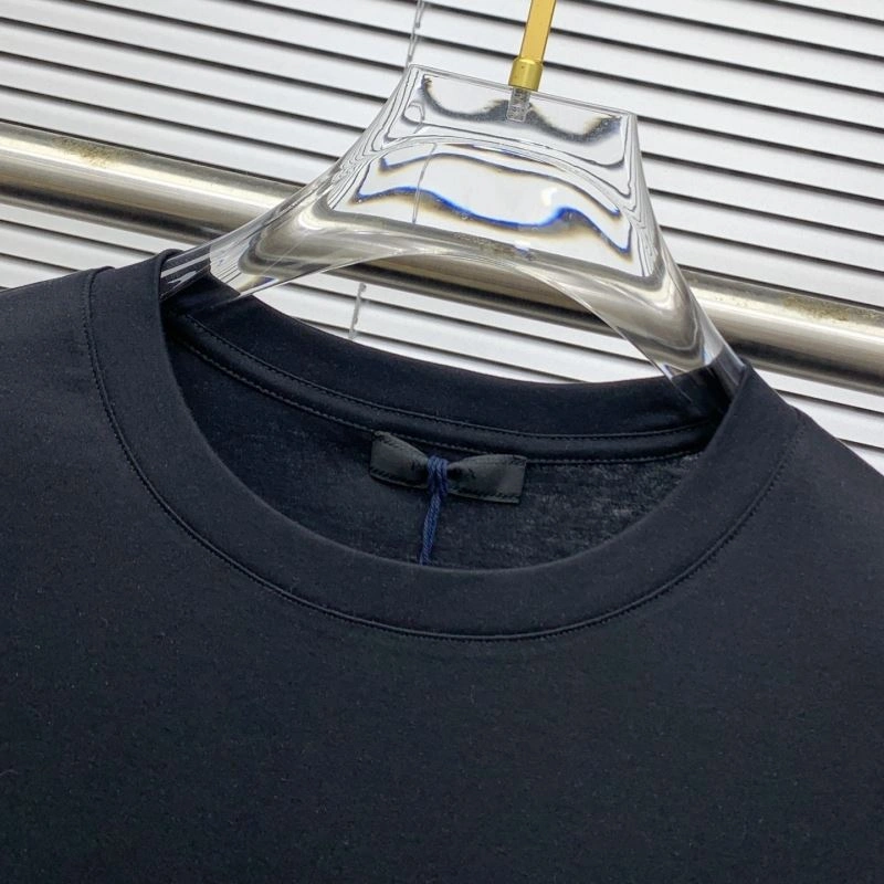 Breathable Prada T-Shirts 169776
