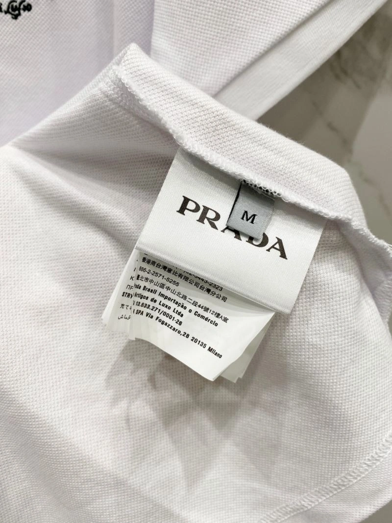 Prada T-Shirts GoAnywhere 169780