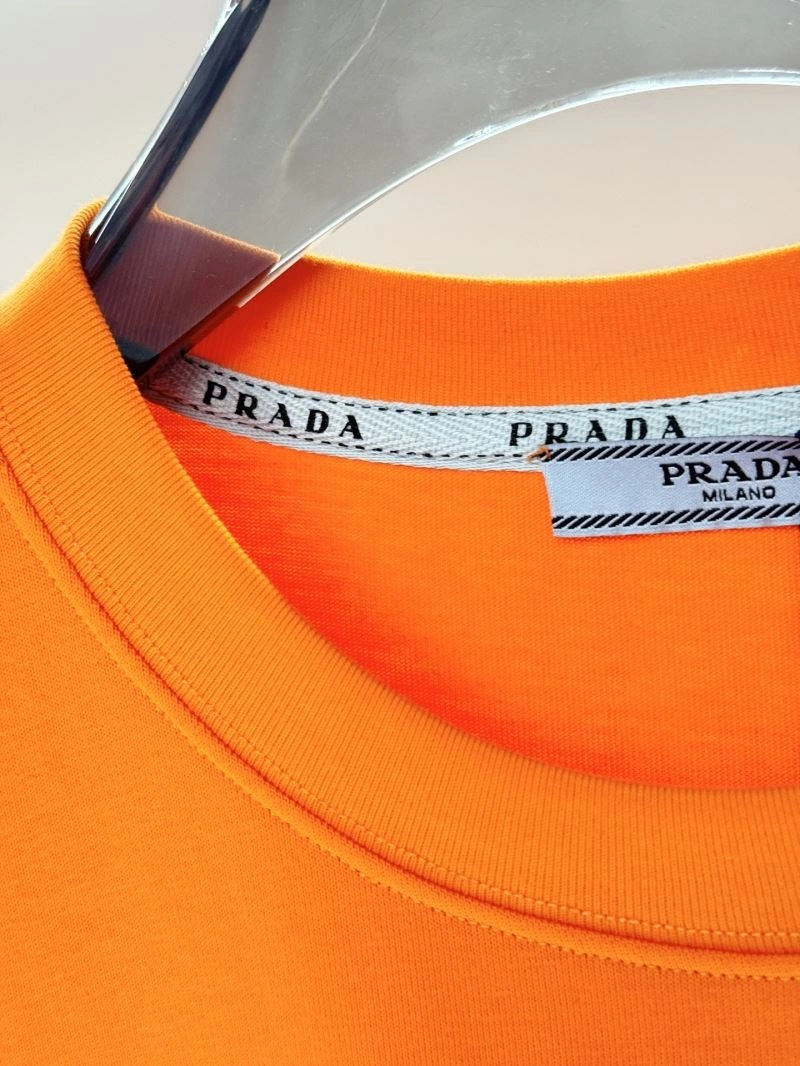 Modern Prada T-Shirts 169777