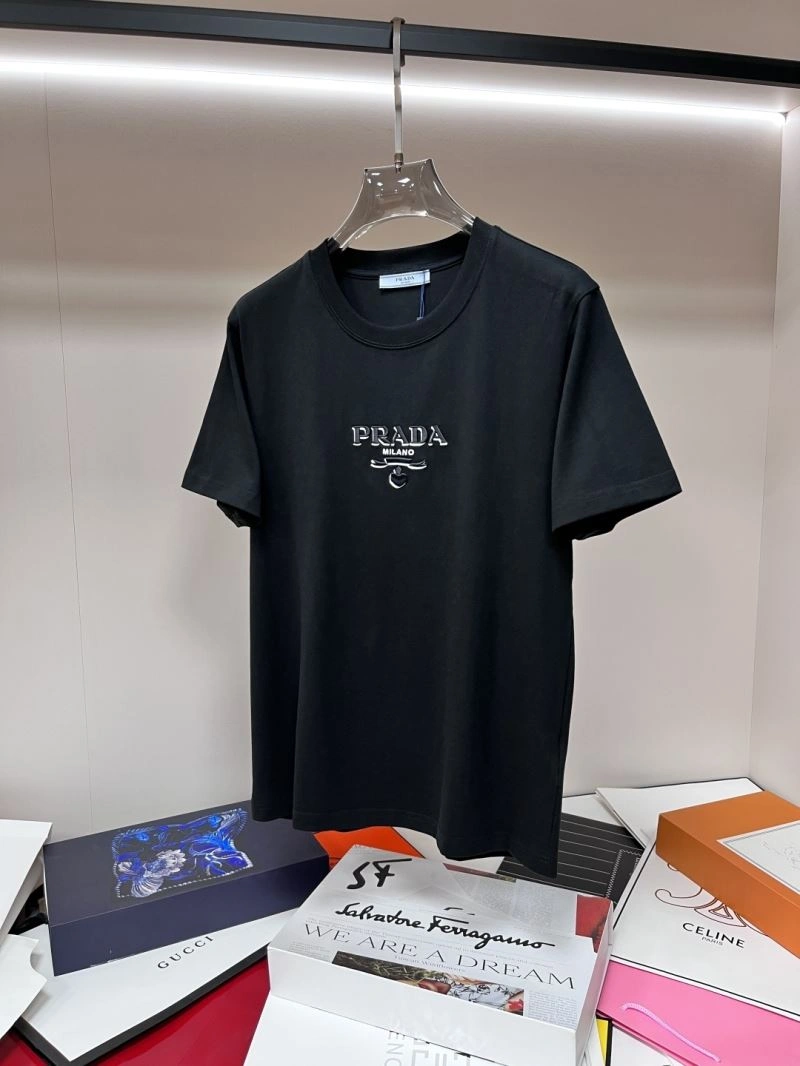 Prada T-Shirts Minimalist 169782