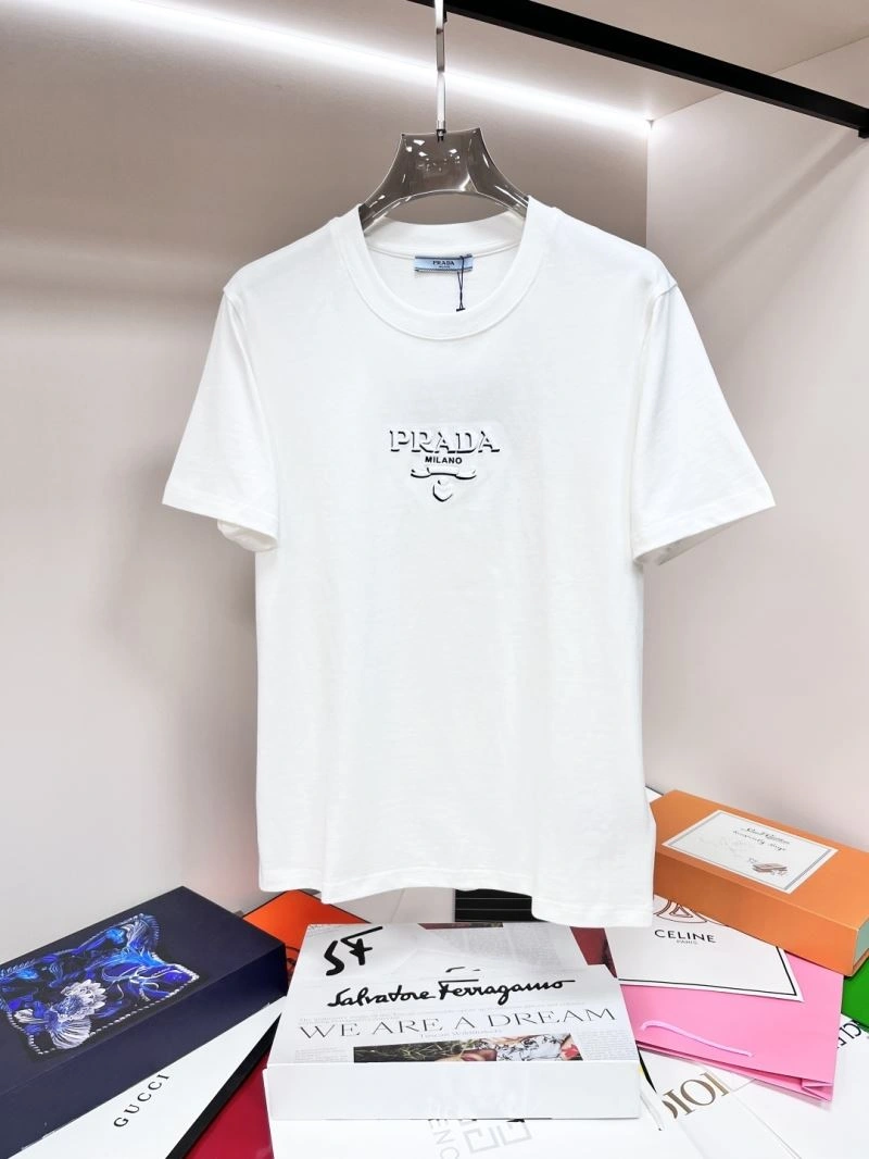 Prada T-Shirts Minimalist 169782