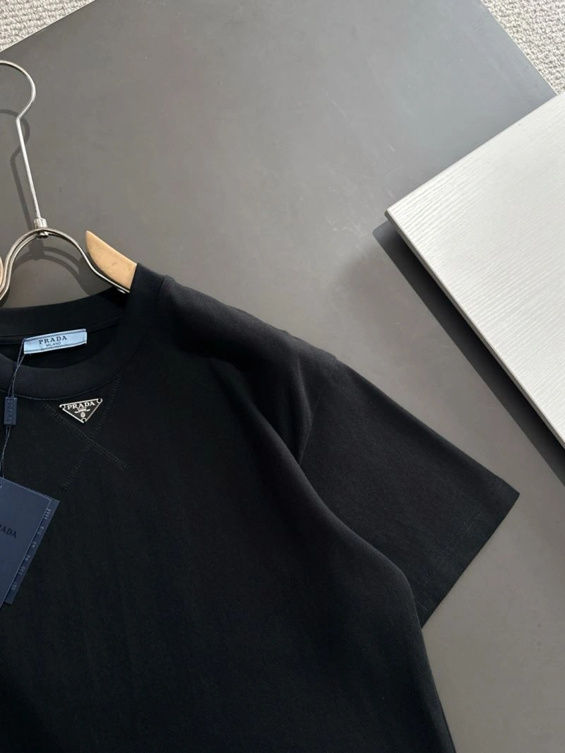 Prada T-Shirts Stylish 169757