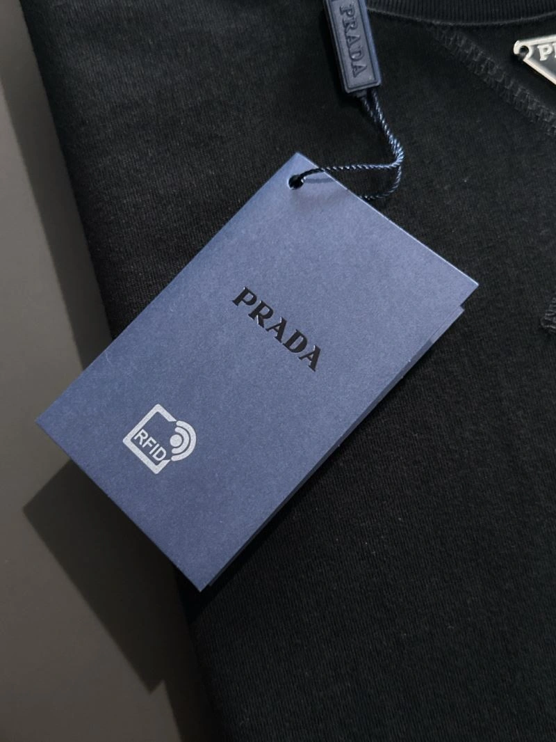Prada T-Shirts Stylish 169757