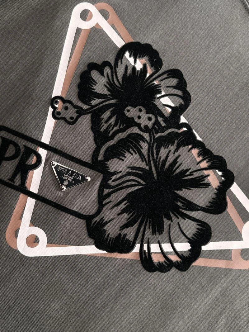Prada T-Shirts QuickDry 169755