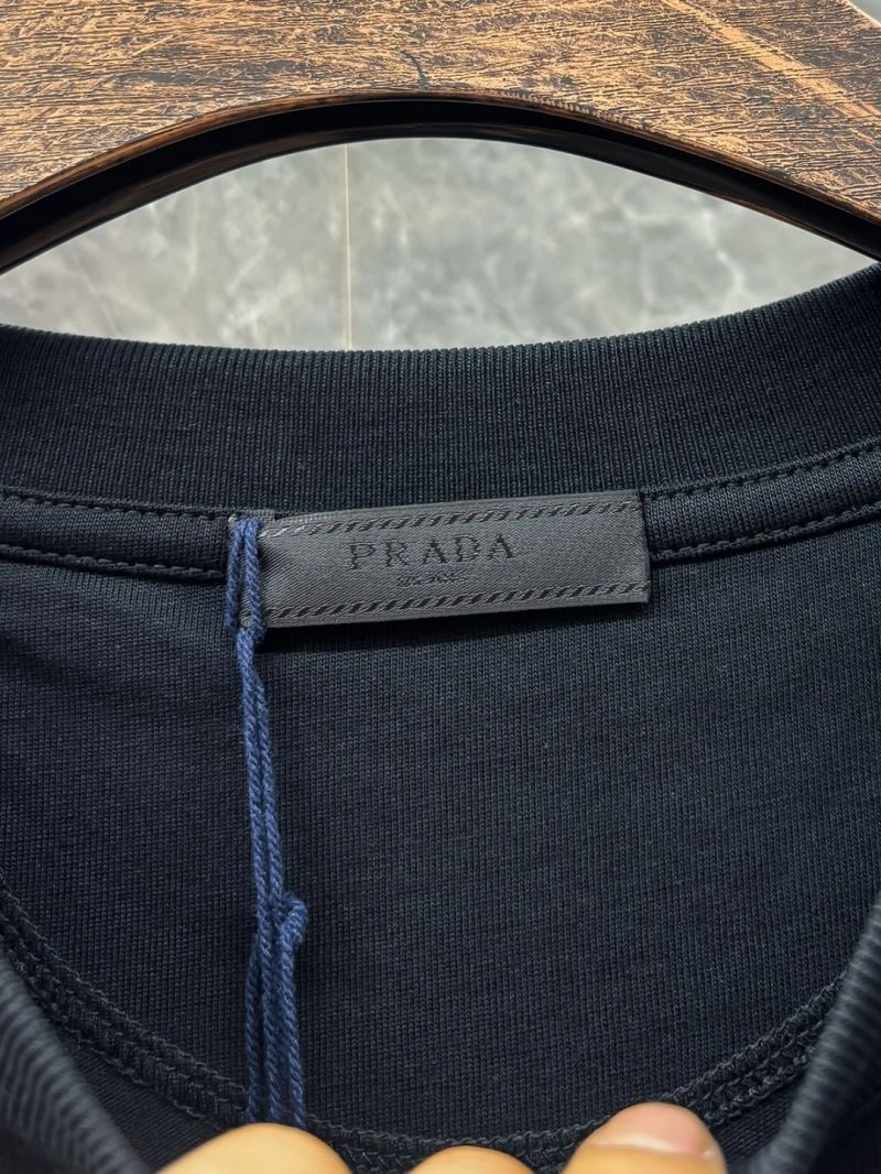 WrinkleFree Prada T-Shirts 169762