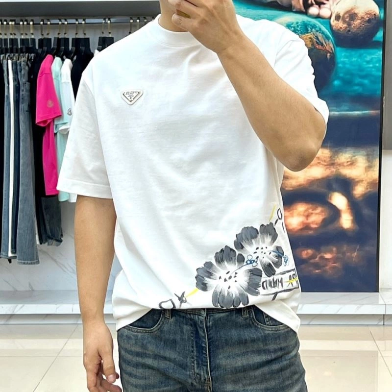 Prada T-Shirts Sporty 169803