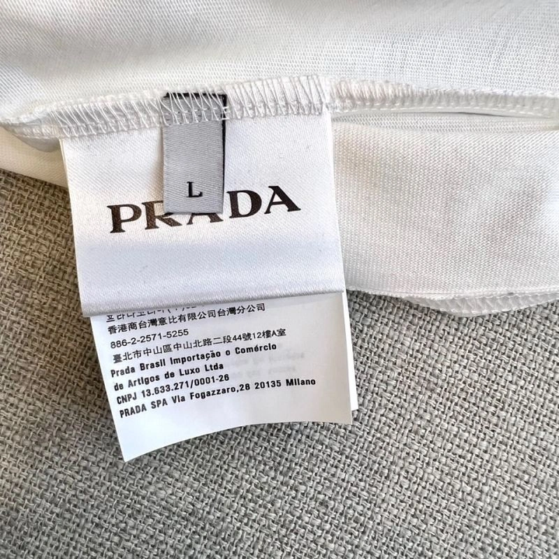 Prada T-Shirts Sporty 169803
