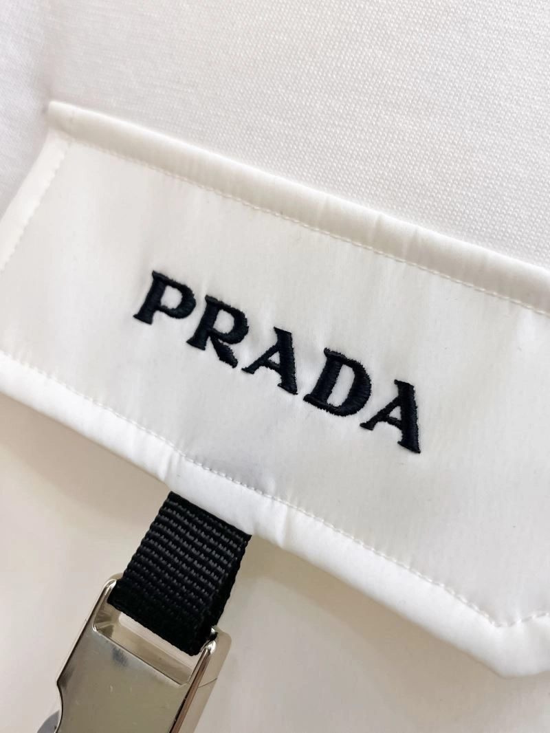 Prada T-Shirts Cozy 169737
