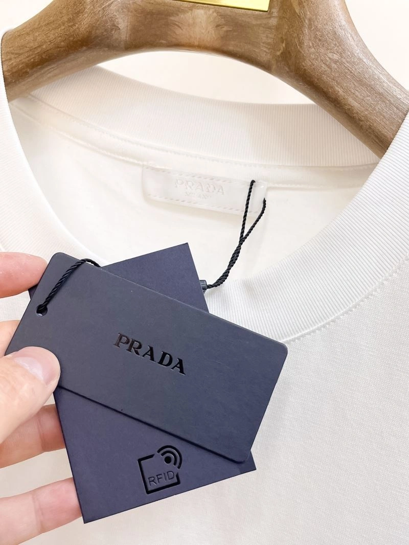 Prada T-Shirts Cozy 169737