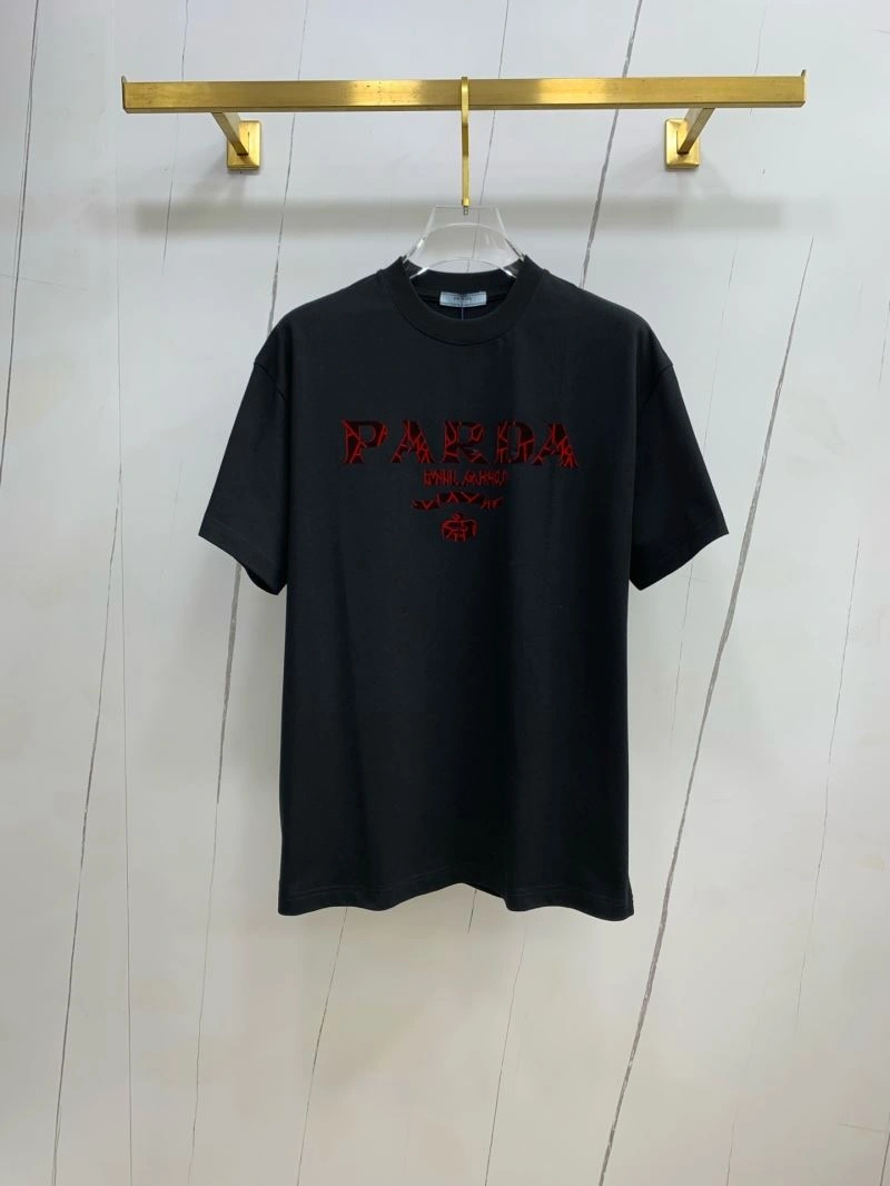 Prada T-Shirts Effortless 169738