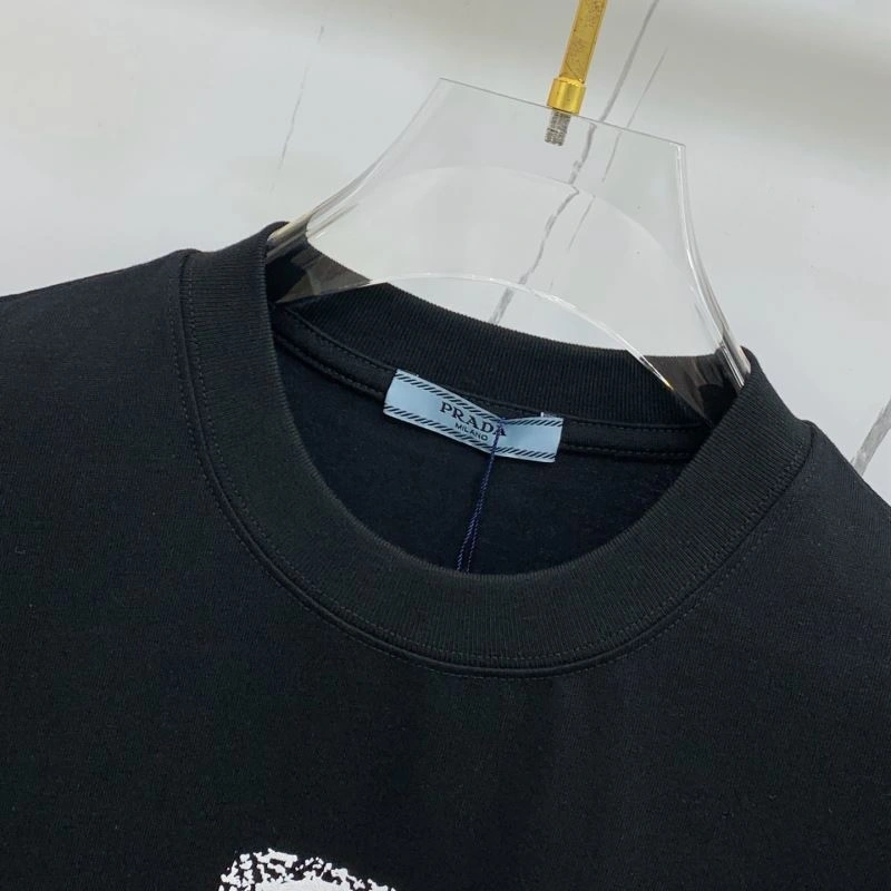 Sophisticated Prada T-Shirts 169745