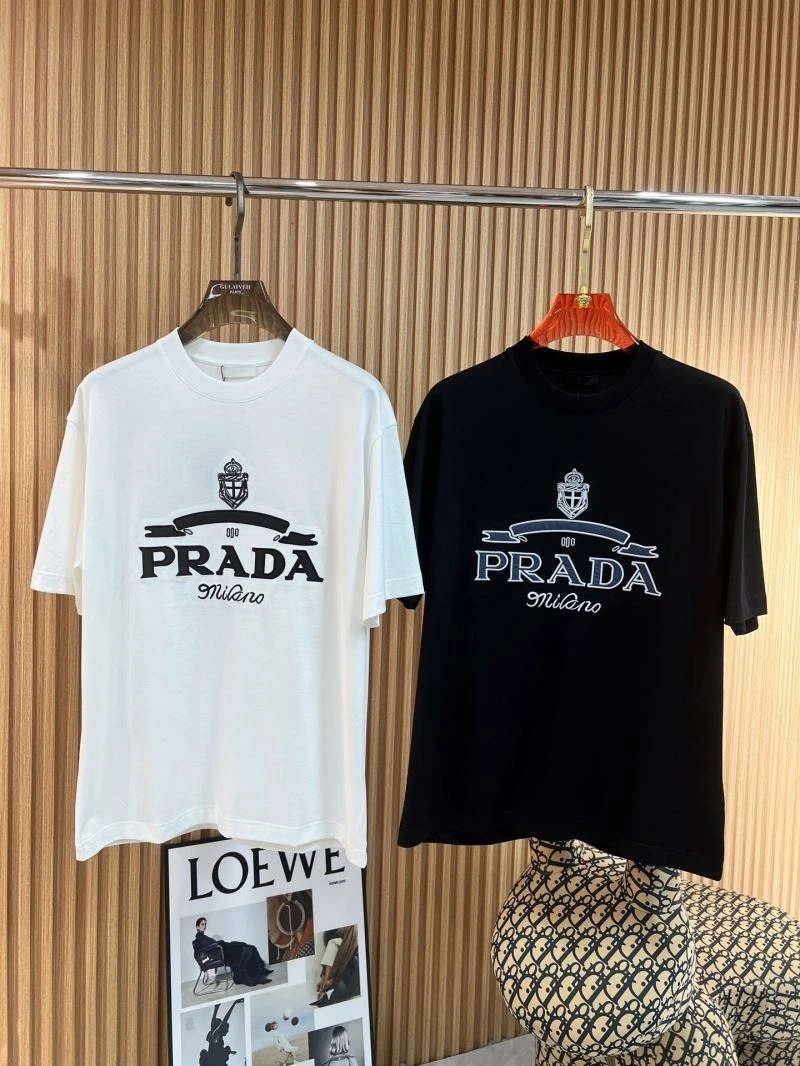WellDesigned Prada T-Shirts 169730