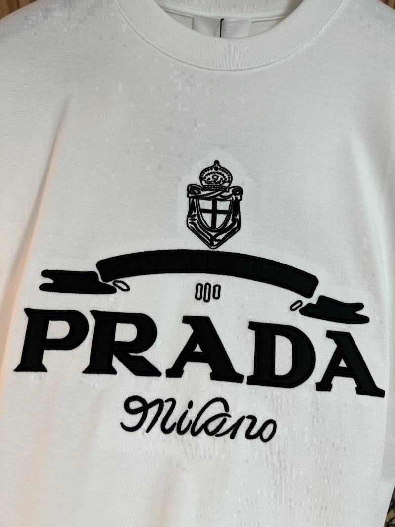 WellDesigned Prada T-Shirts 169730