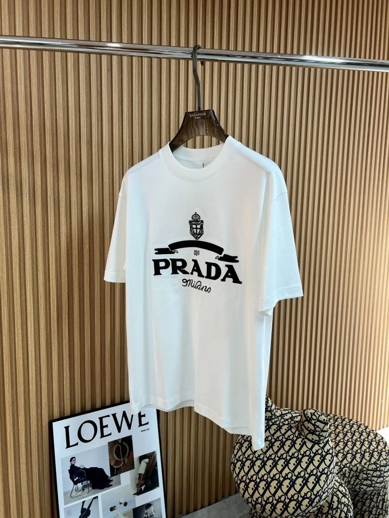 WellDesigned Prada T-Shirts 169730