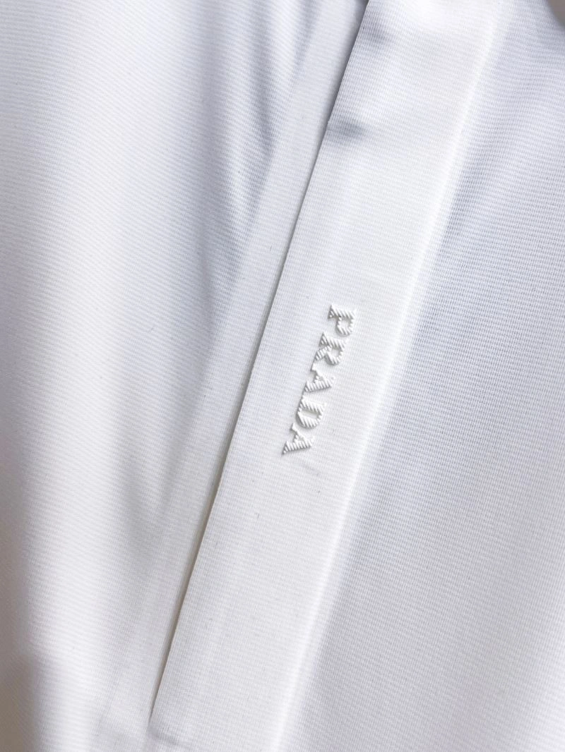 Flexible Prada T-Shirts 169728