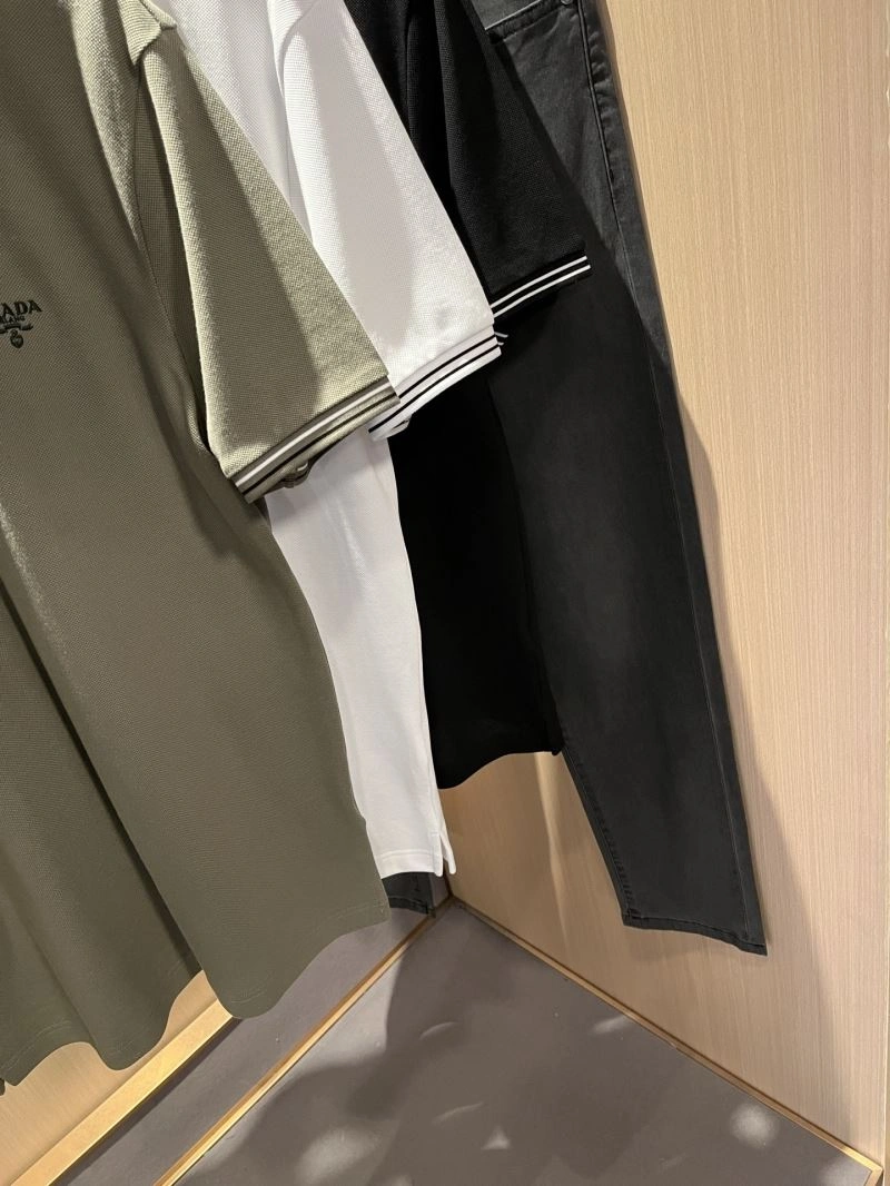 Prada T-Shirts Minimalist 169721