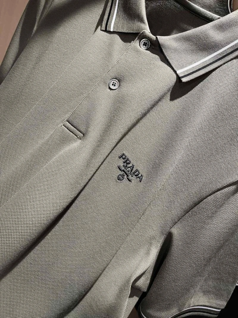Prada T-Shirts Minimalist 169721
