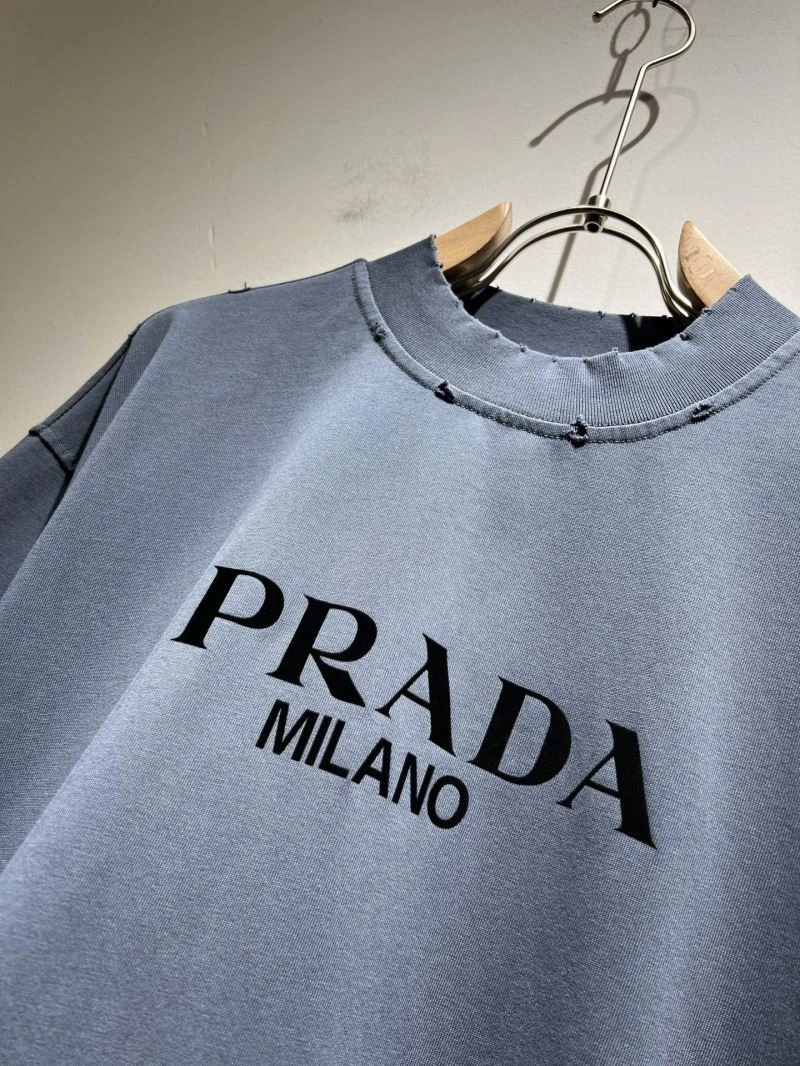 EyeCatching Prada T-Shirts 169695