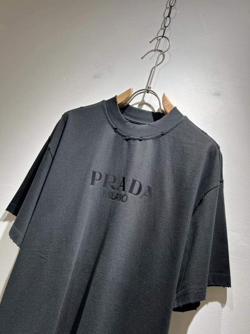 Lightweight Prada T-Shirts 169760