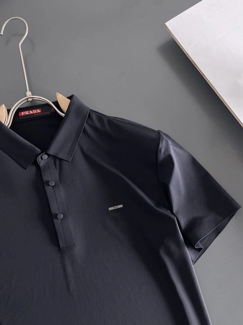 Prada T-Shirts Versatile 169708