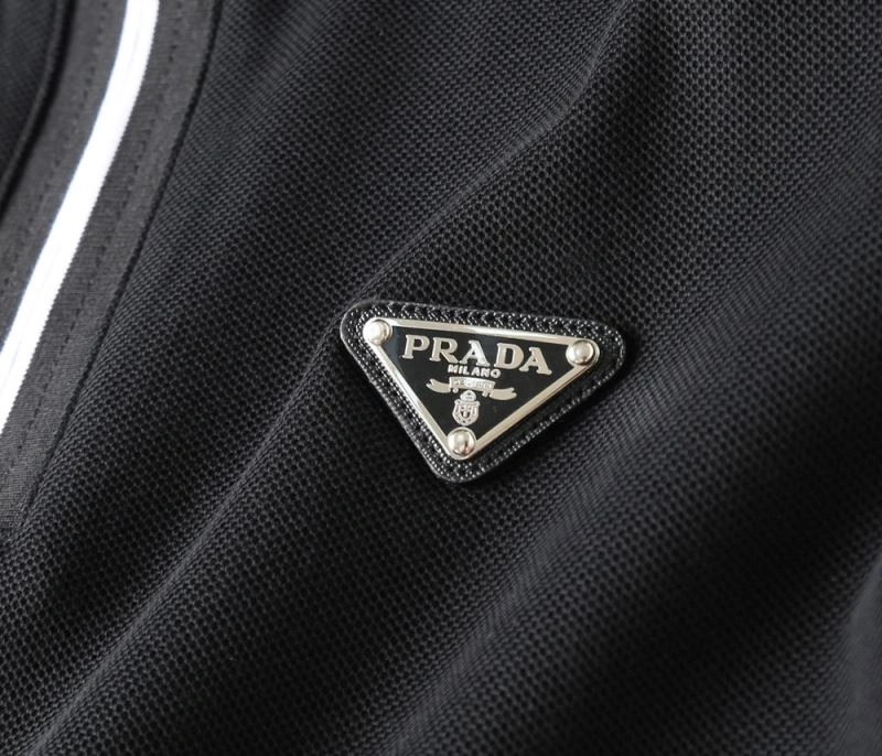 Stylish Prada T-Shirts 169706
