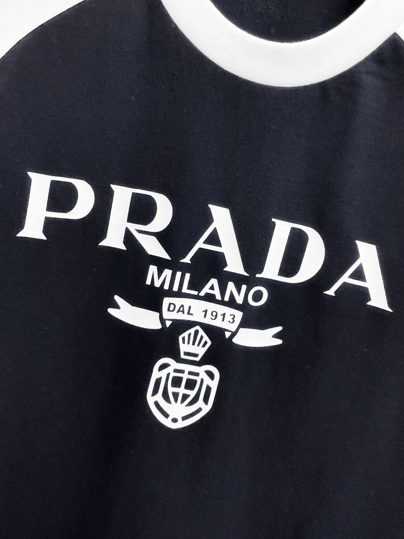 Supportive Prada T-Shirts 169723