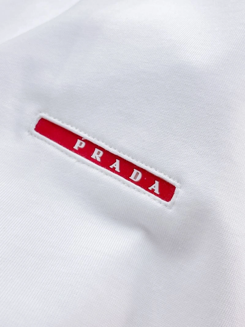 Prada T-Shirts WellDesigned 169691