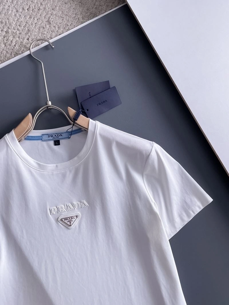 Prada T-Shirts Affordable 169679