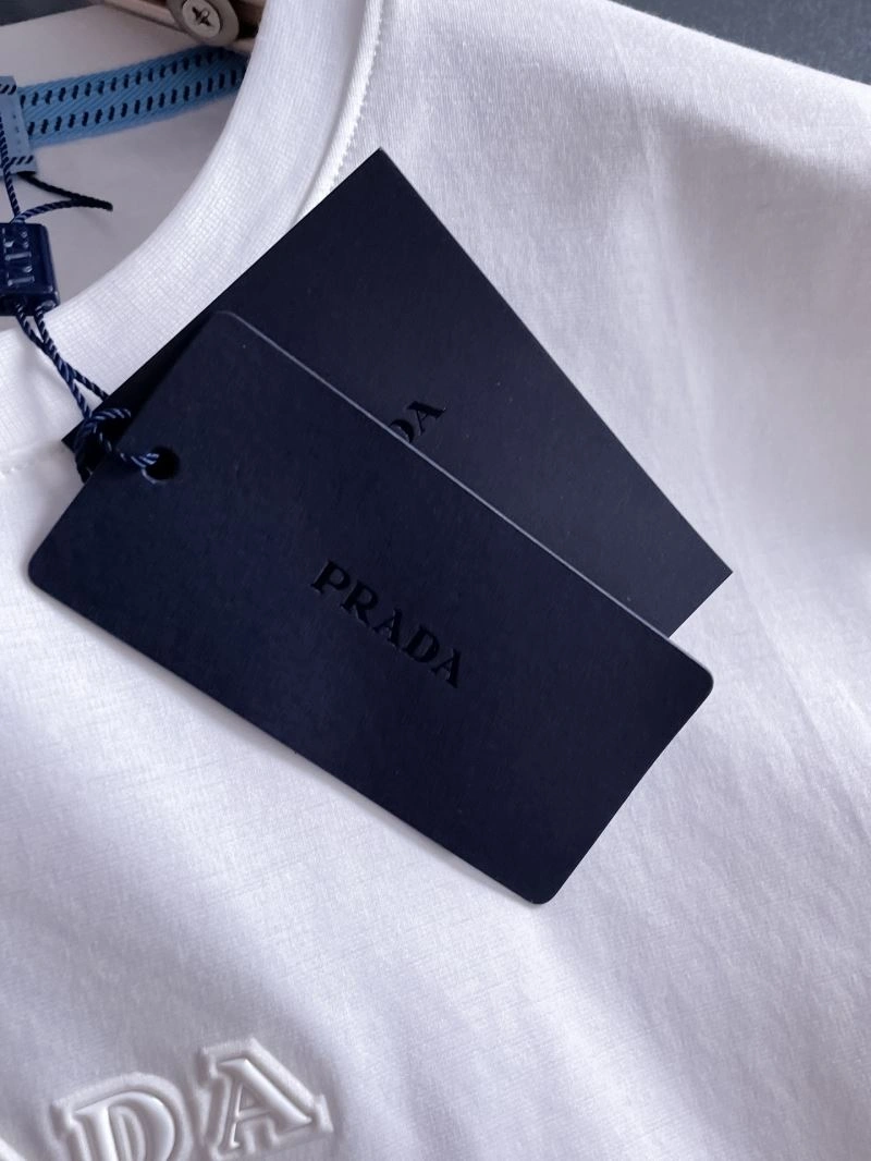 Prada T-Shirts Affordable 169679