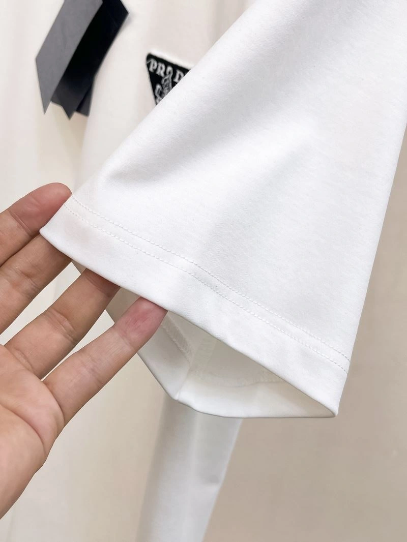 Prada T-Shirts Fashionable 169659