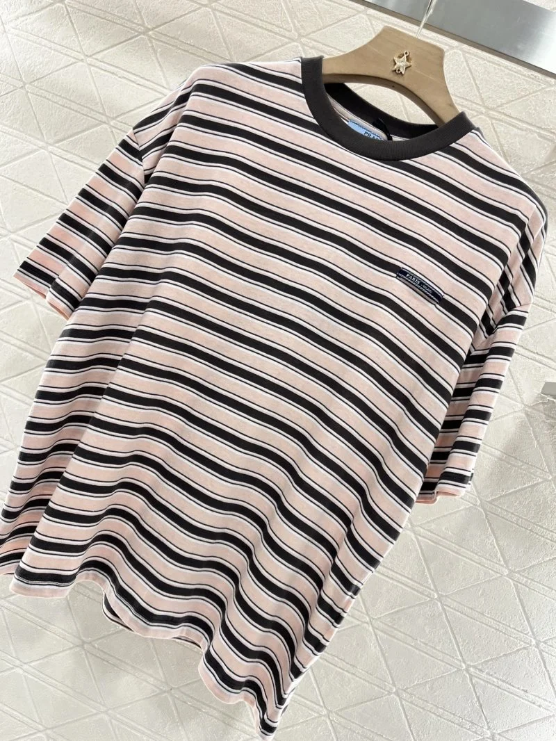 EyeCatching Prada T-Shirts 166104
