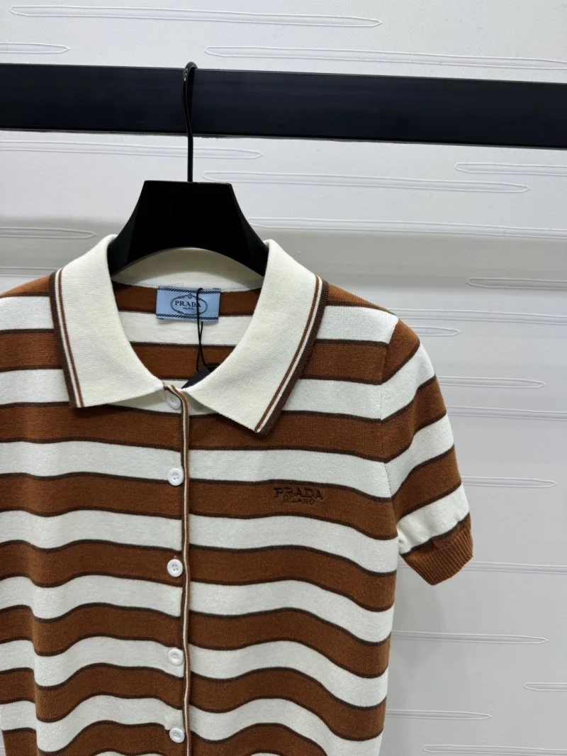 Prada T-Shirts Durable 166102