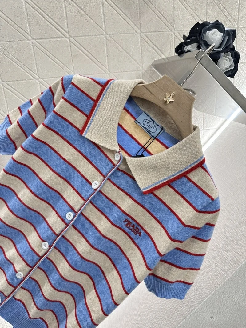 Seasonal Prada T-Shirts 166094