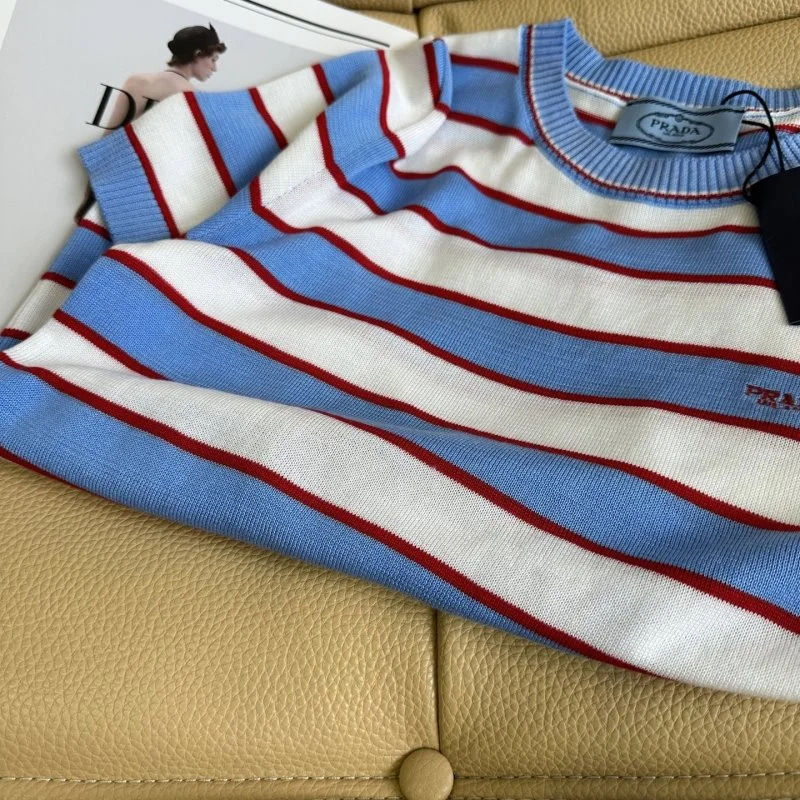 Prada T-Shirts Trendy 166092
