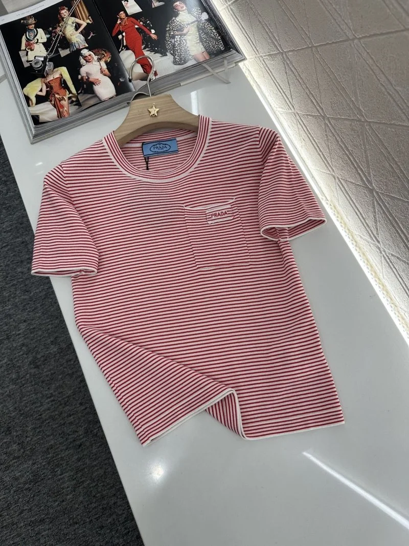 Stretchable Prada T-Shirts 166132
