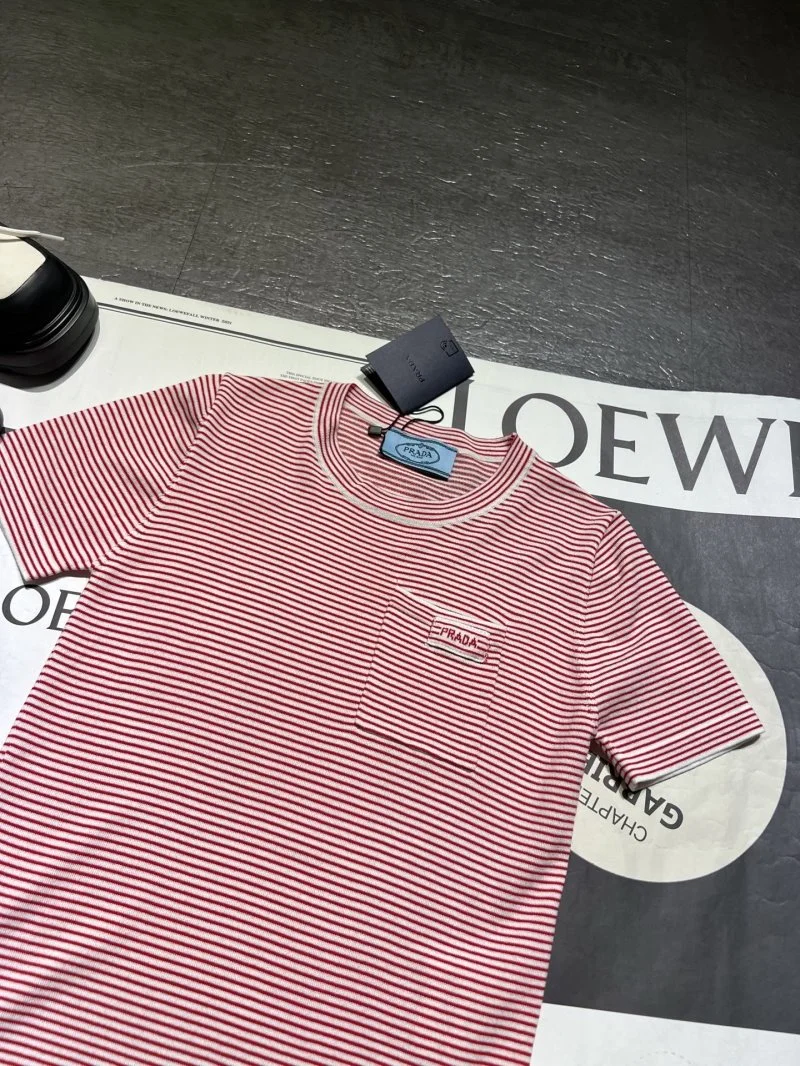 Prada T-Shirts Effortless 166135