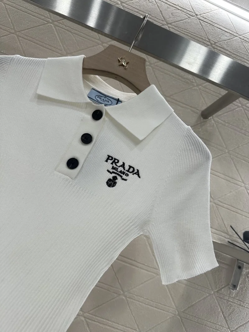 Prada T-Shirts ComfortFit 166121