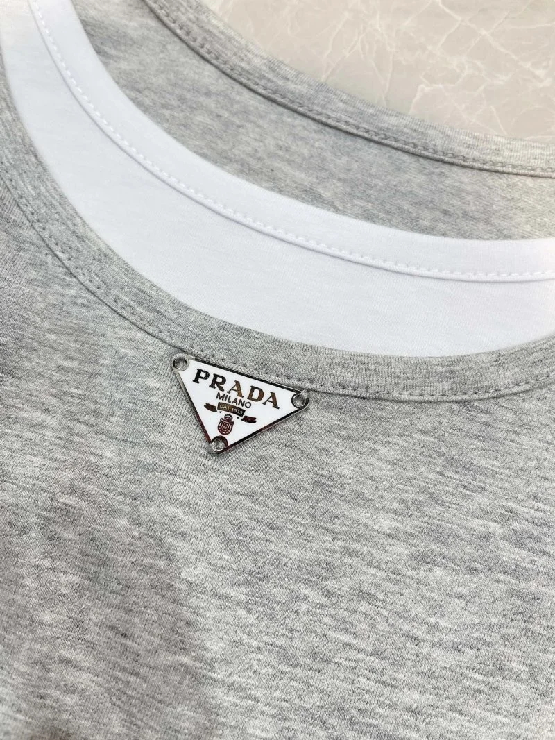 Attractive Prada T-Shirts 166117