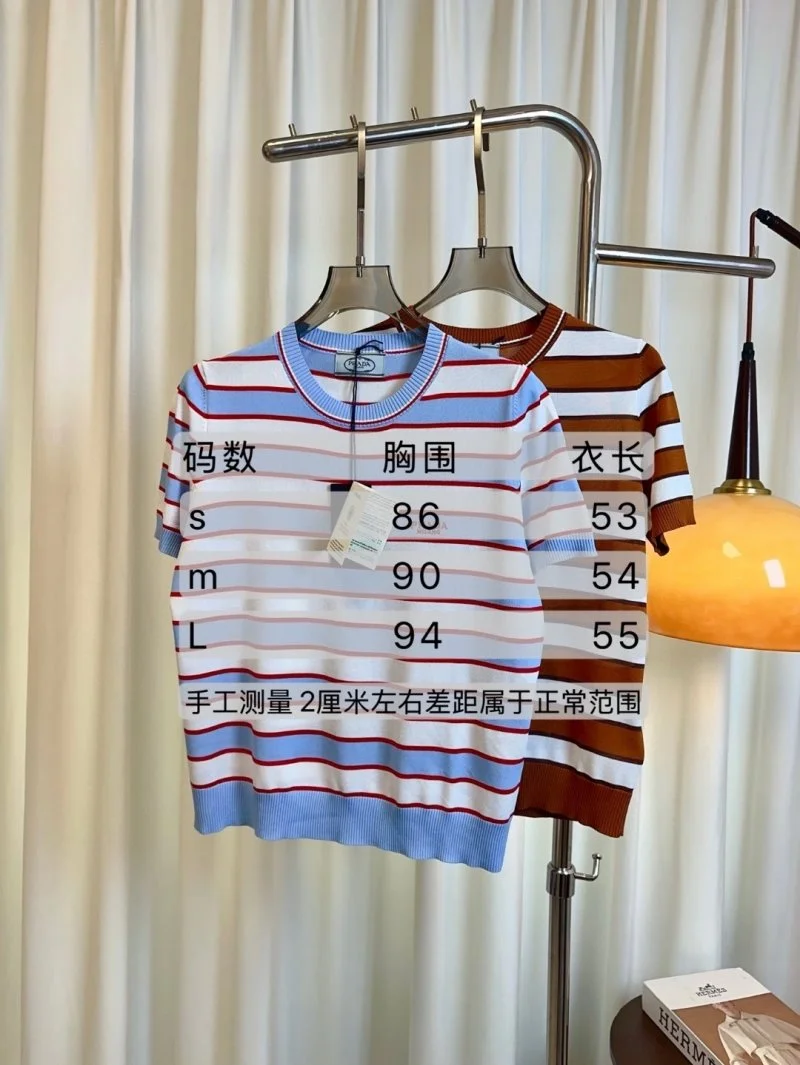 Sophisticated Prada T-Shirts 166072