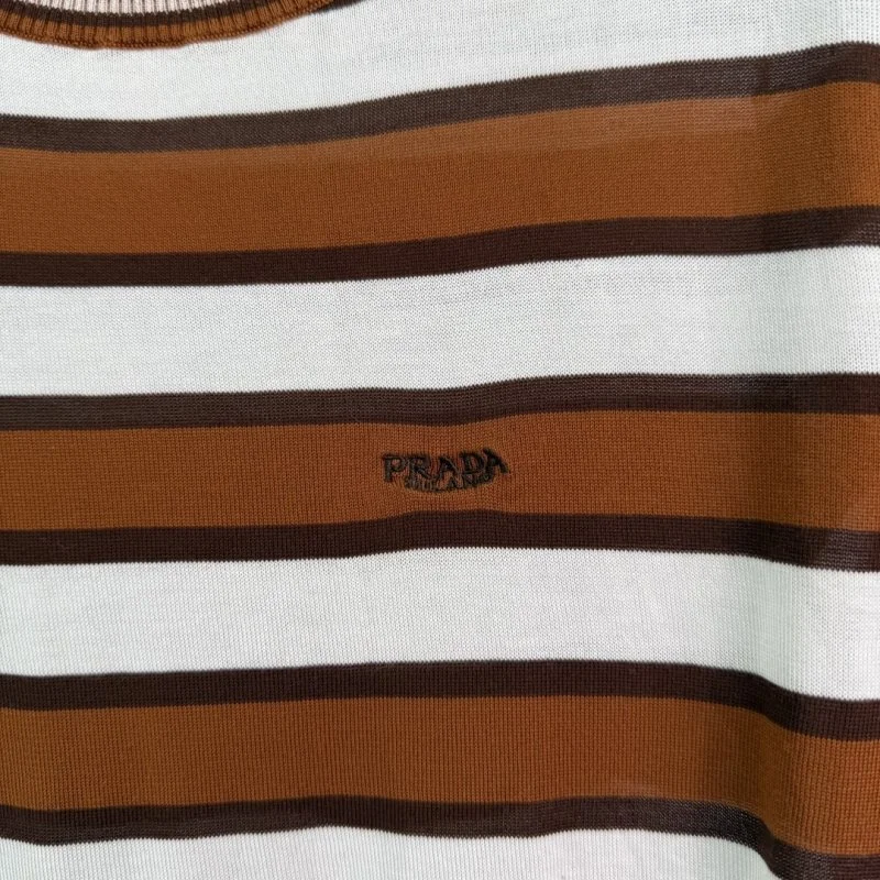 Prada T-Shirts WellDesigned 166074