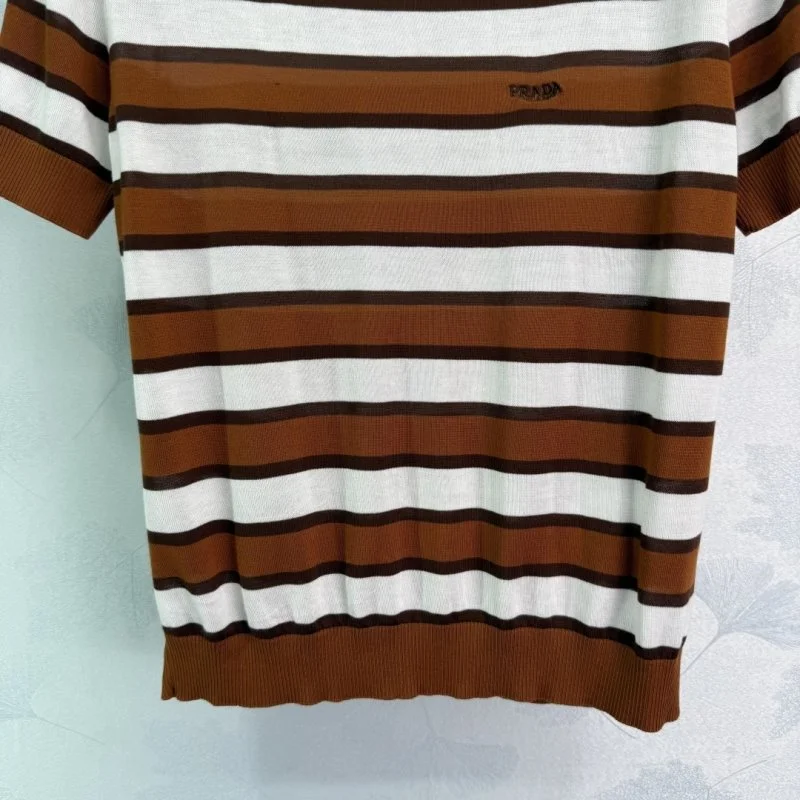 Prada T-Shirts WellDesigned 166074