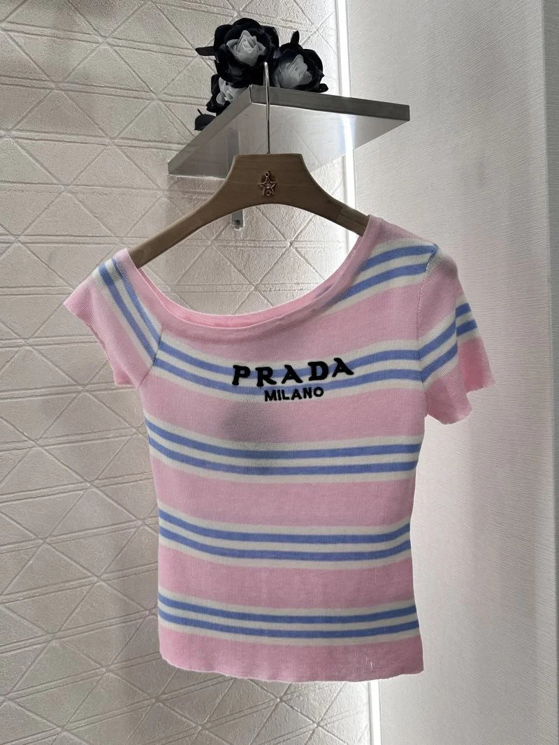 Unisex Prada T-Shirts 166077