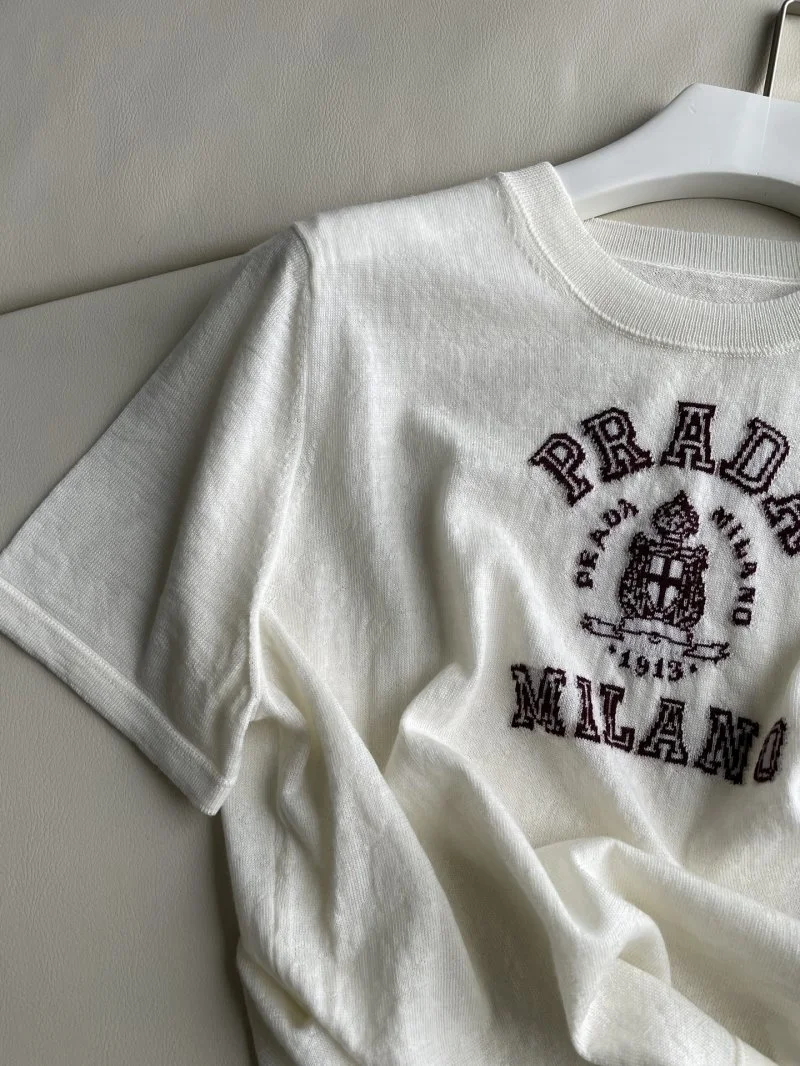 Breathable Prada T-Shirts 166063